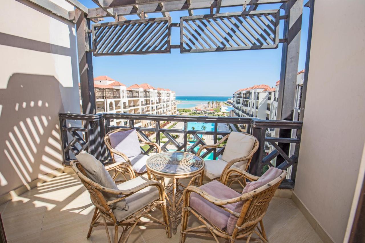 Premium Sea View 2 Bedrooms 2 Bathrooms Apartment Located Within Gravity Hotel & Aquapark Хургада Экстерьер фото