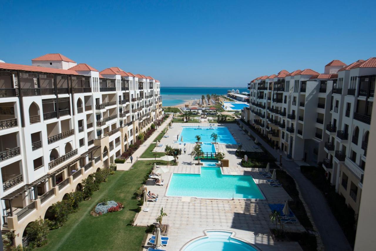 Premium Sea View 2 Bedrooms 2 Bathrooms Apartment Located Within Gravity Hotel & Aquapark Хургада Экстерьер фото